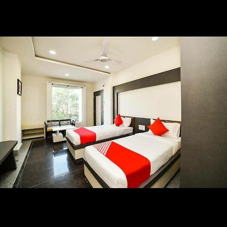 Hotel Sapphire Tinsukia Ngoại thất bức ảnh