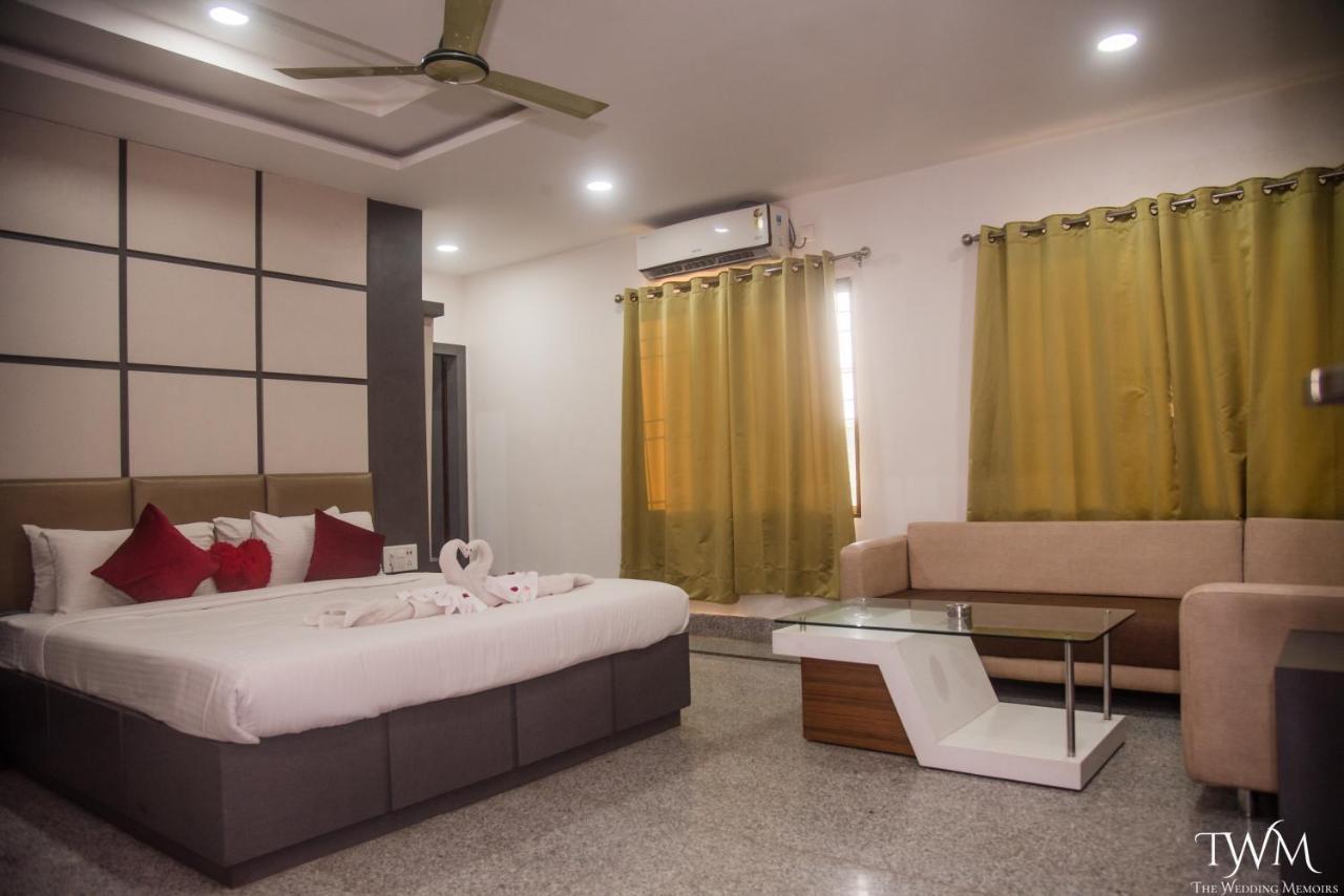 Hotel Sapphire Tinsukia Ngoại thất bức ảnh